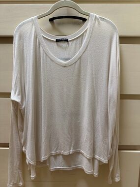 Vintage Brandy Melville long sleeve flowy top